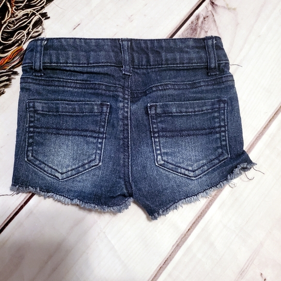 5/25 Epic Threads 2T Blue Jean Shorts - Picture 2 of 3